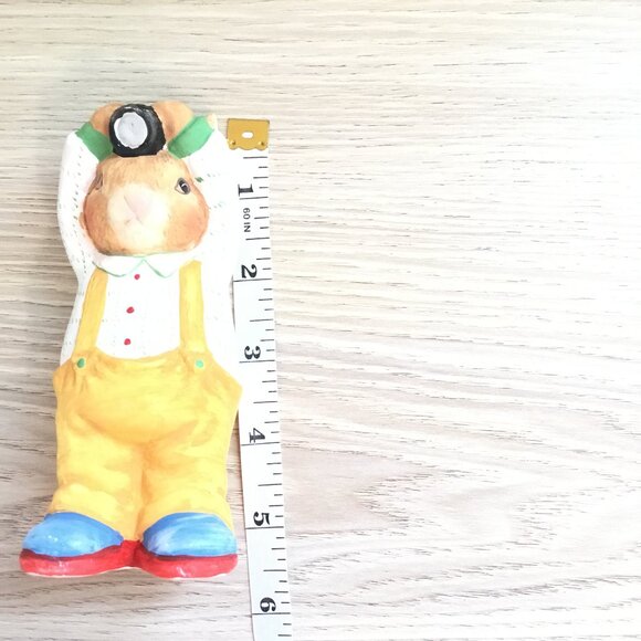 Vintage Bunny Figurine Holding Camera – Adorable Collectible Rabbit Decor - Picture 7 of 7